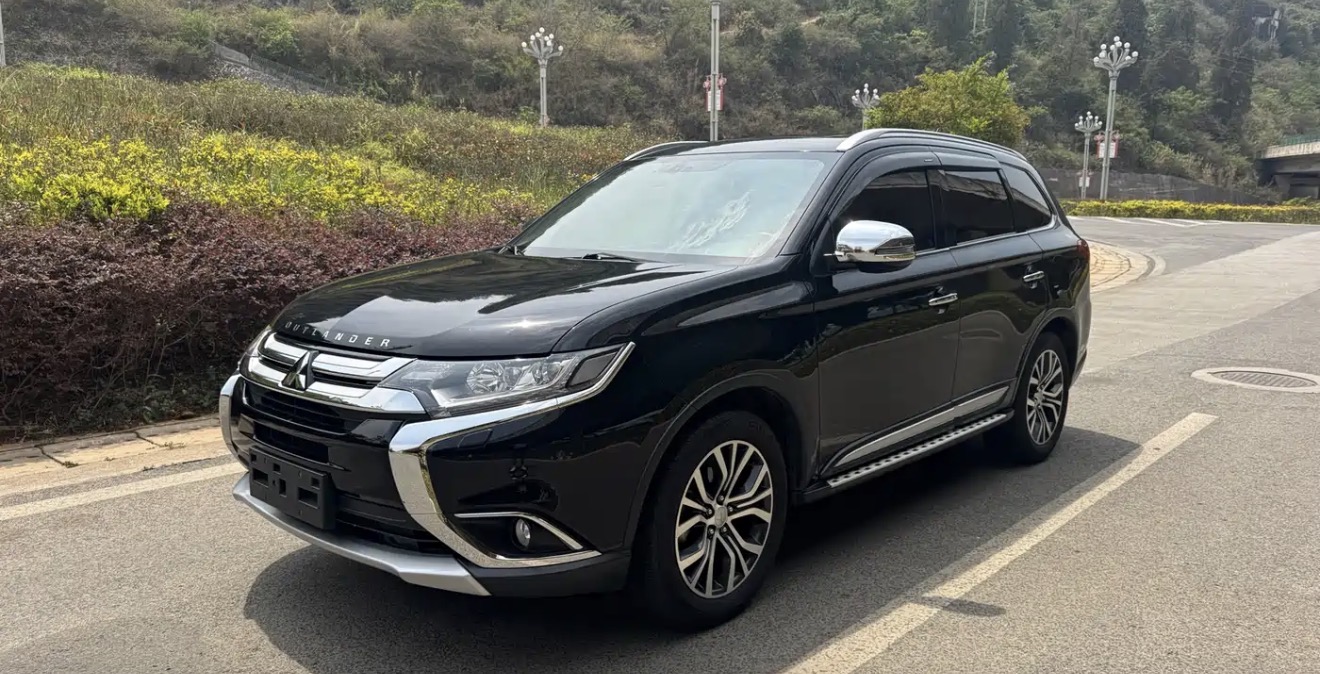 2017 Mitsubishi outlander car