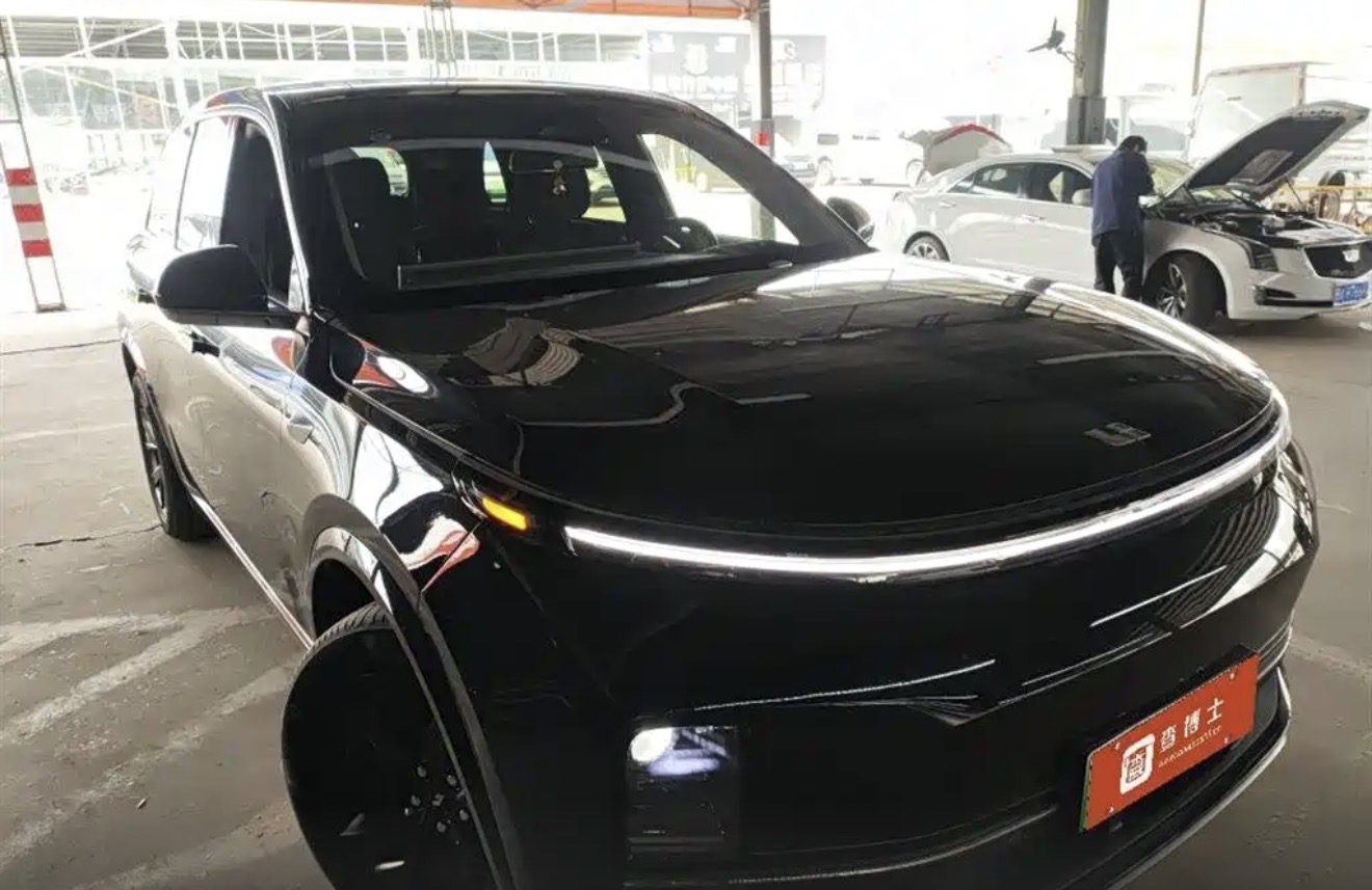 2023 Li Auto L8 Pro