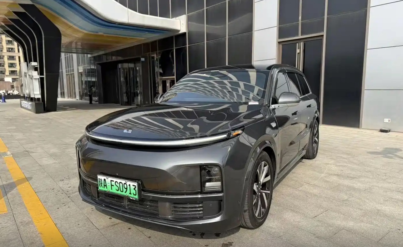 2023 Li Auto L8 Pro