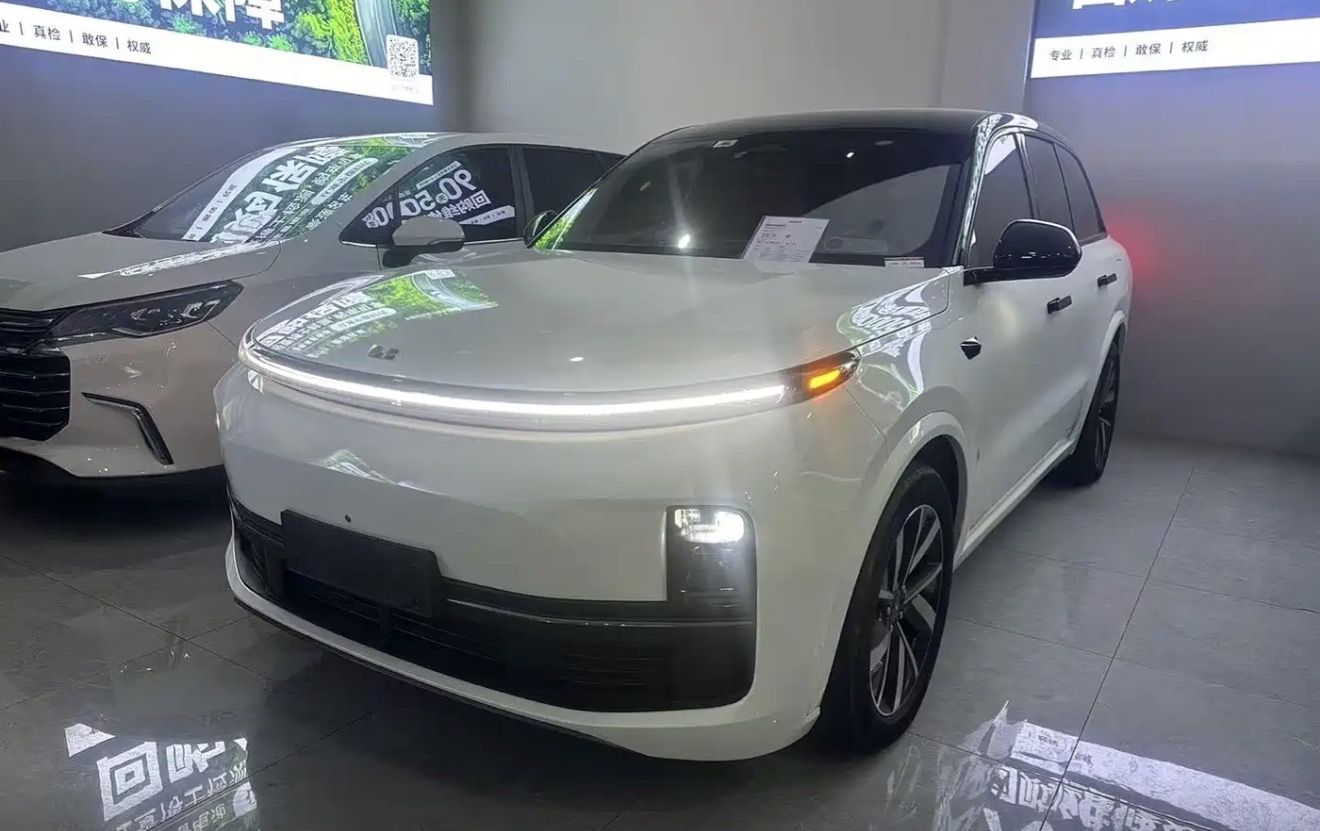 2023 Li Auto L8 Pro