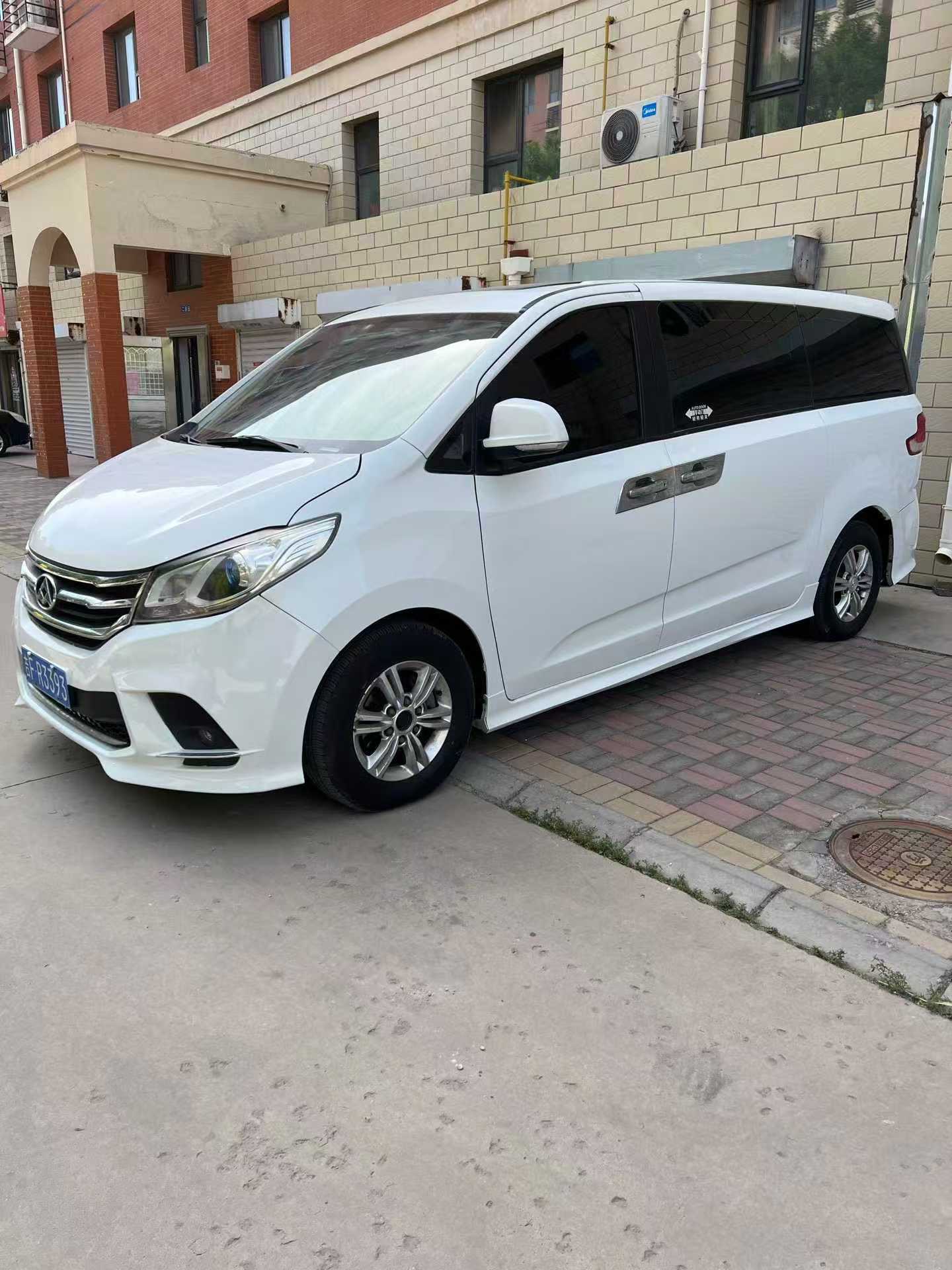 2018 maxus van