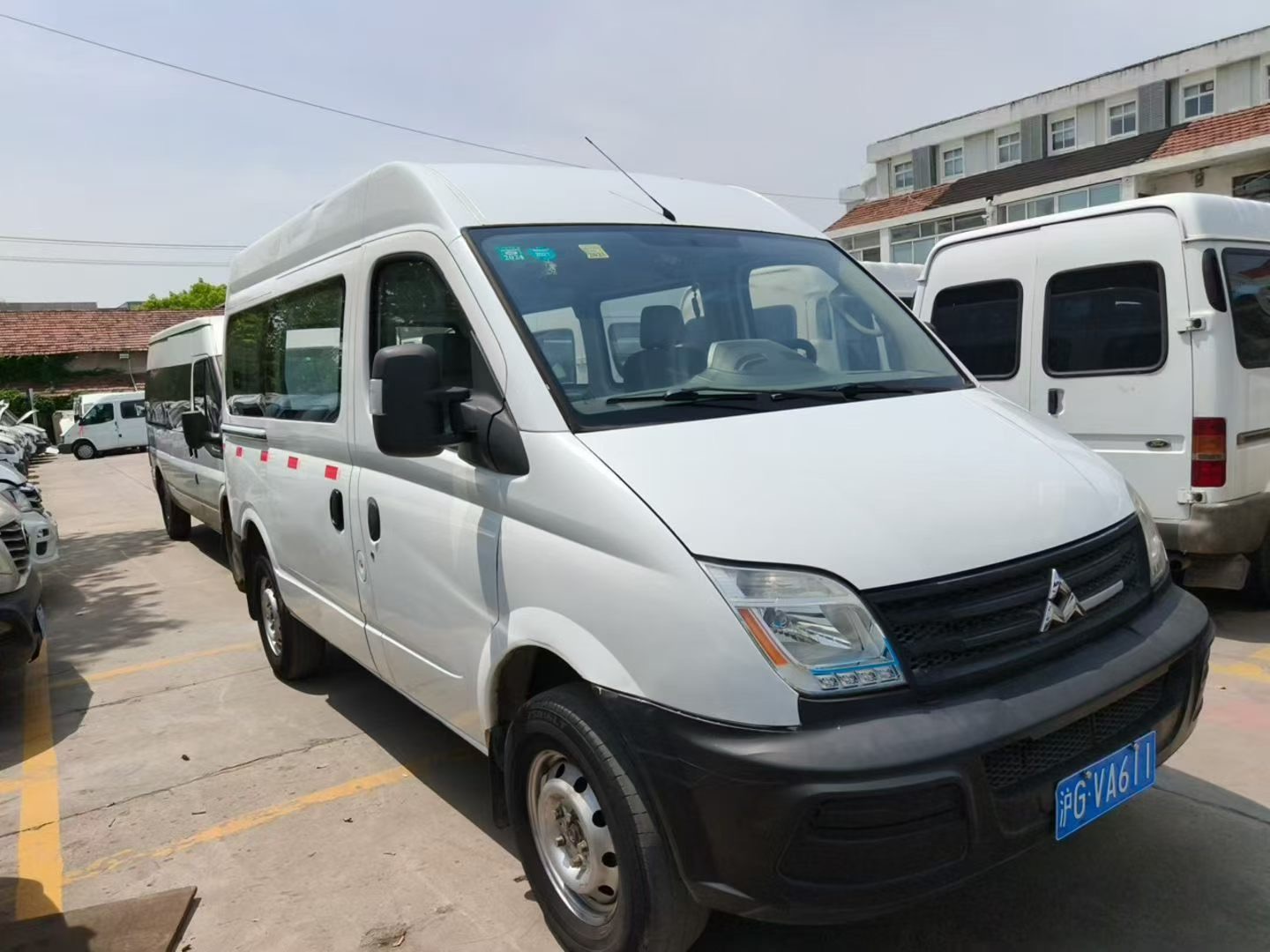 2014 maxus van