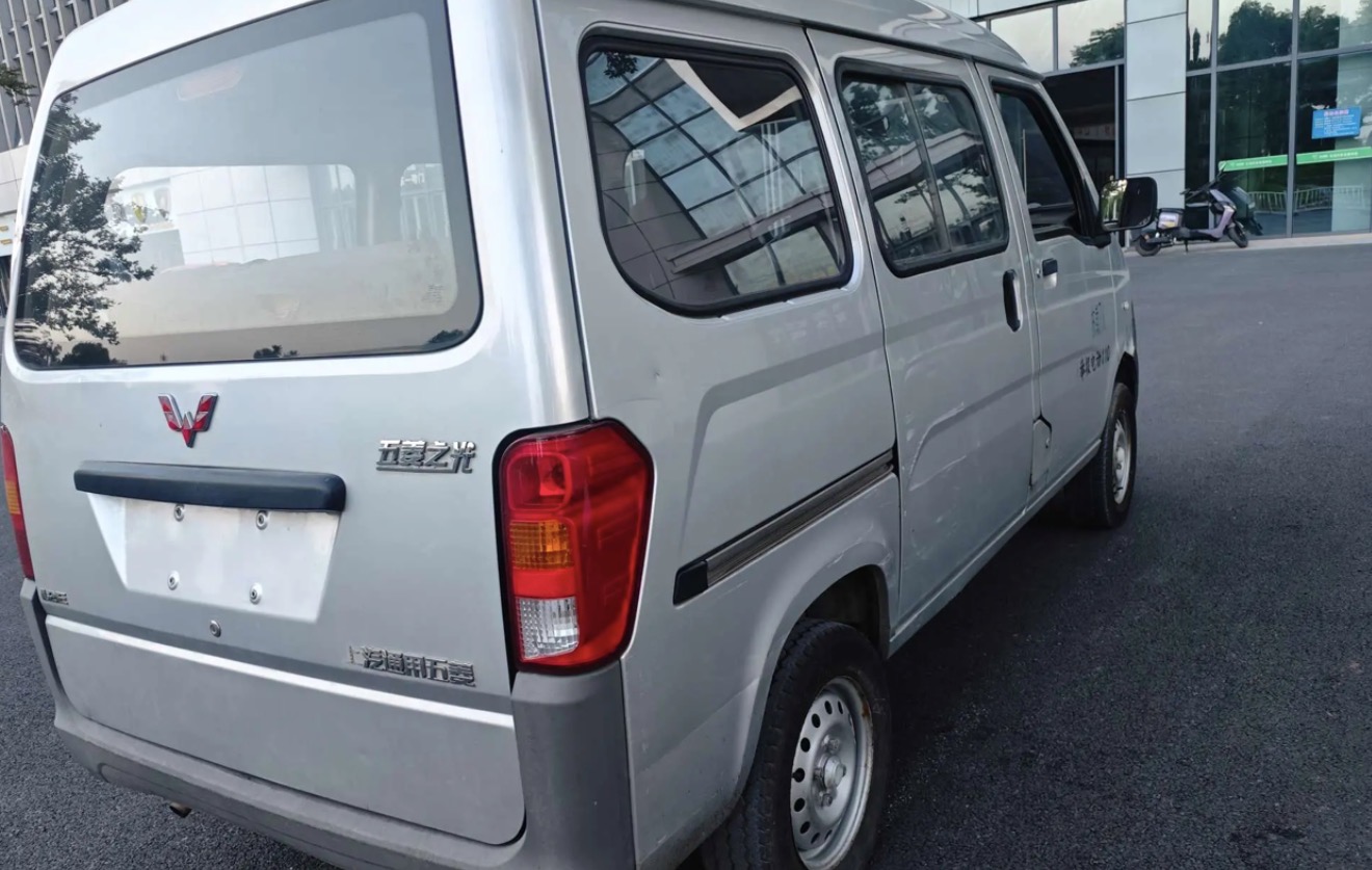 2015 Wuling Rongguang